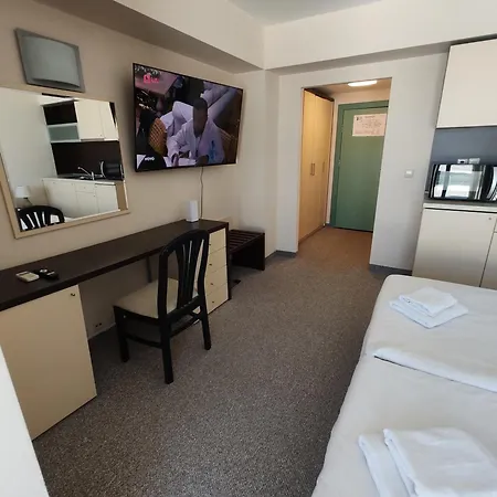 Studio-golden Sands Sea View-berlin Golden Apartament Warna