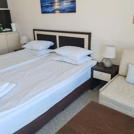 Studio-golden Sands Sea View-berlin Golden דירה וארנה