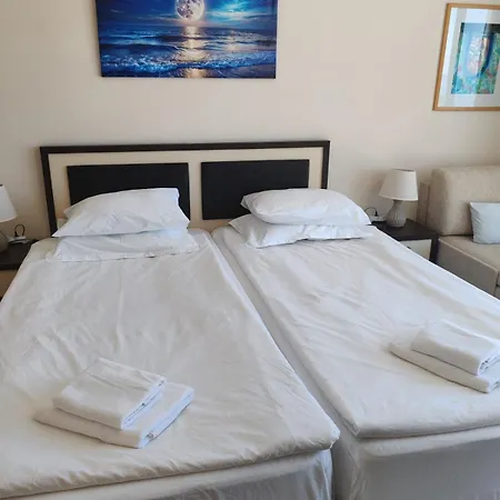 דירה Studio-golden Sands Sea View-berlin Golden וארנה